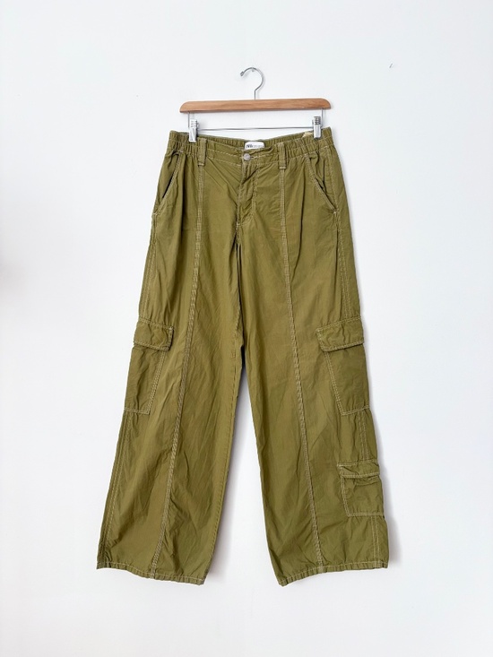 Zara mid rise wide leg cargos - Picture 3 of 7